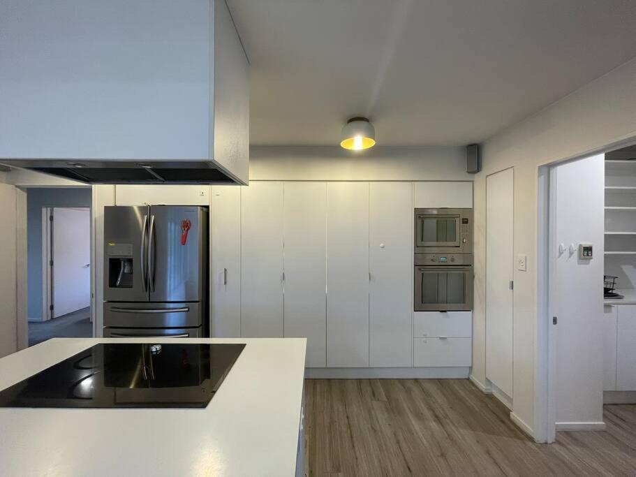 Spacious 4 Bed Family Home Christchurch Exterior photo